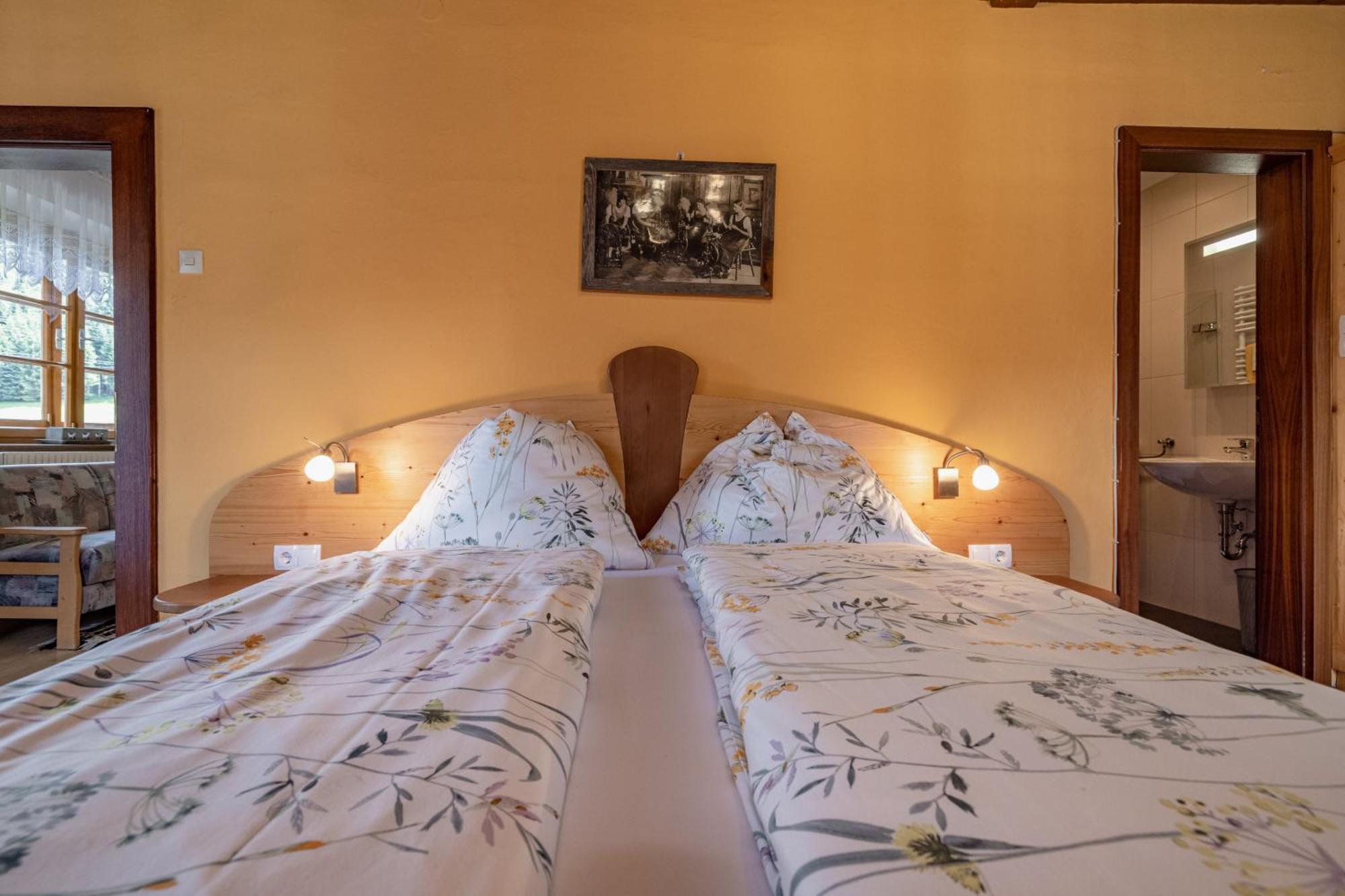 Lissis Bauernhof Appartments Gundersheim Luaran gambar