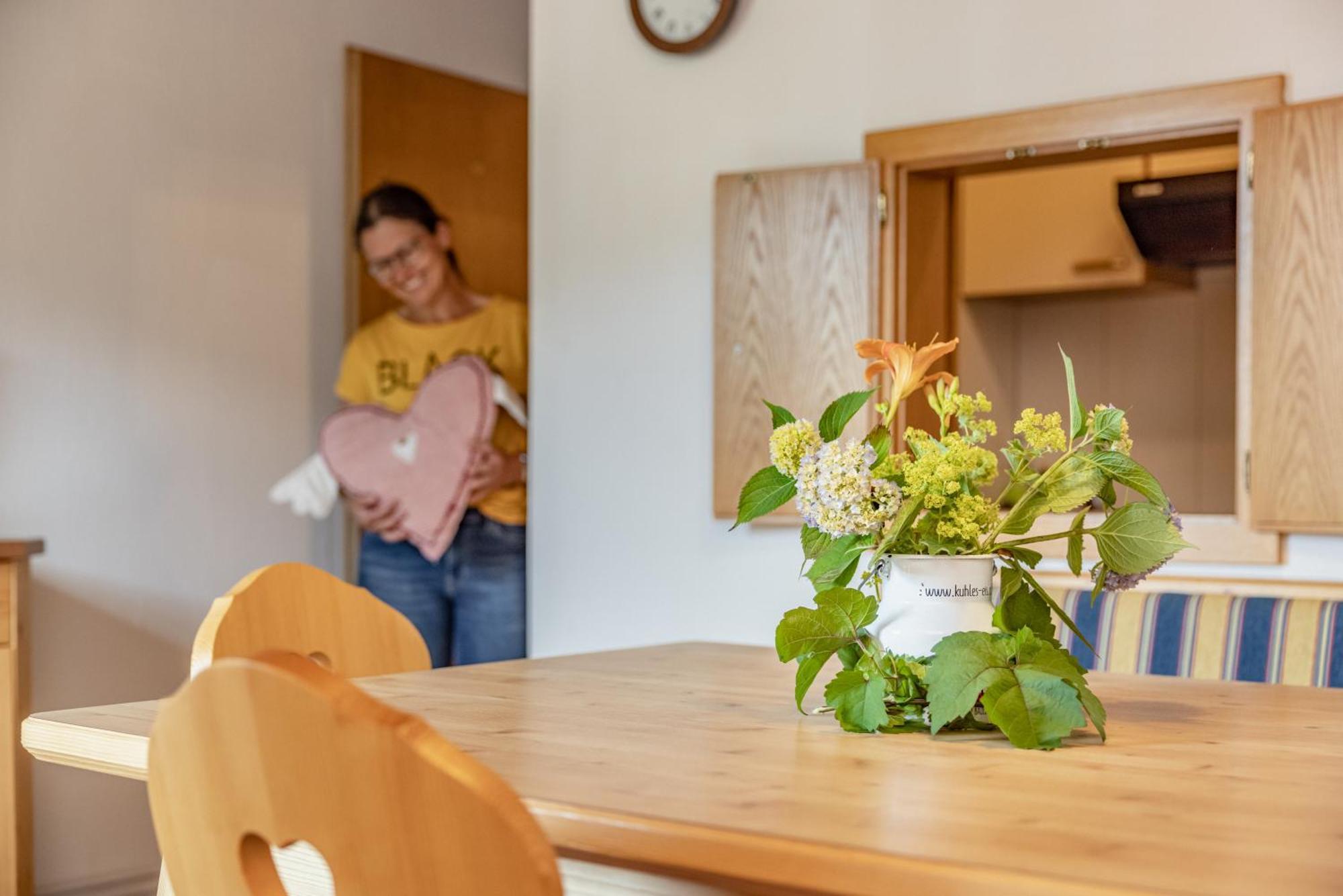 Lissis Bauernhof Appartments Gundersheim Luaran gambar
